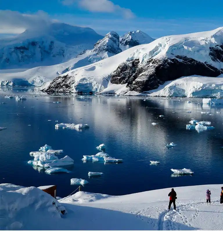1-Day Antarctica Trip